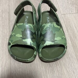 Place Kids Green Camouflage Sandals